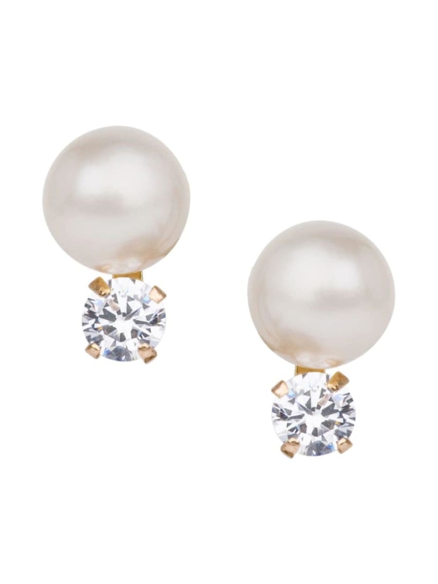 Pearl drop earrings with round crystal