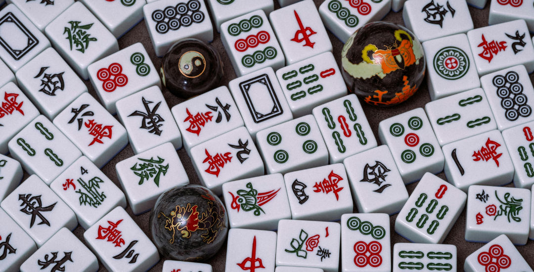 Mahjong tiles scattered around