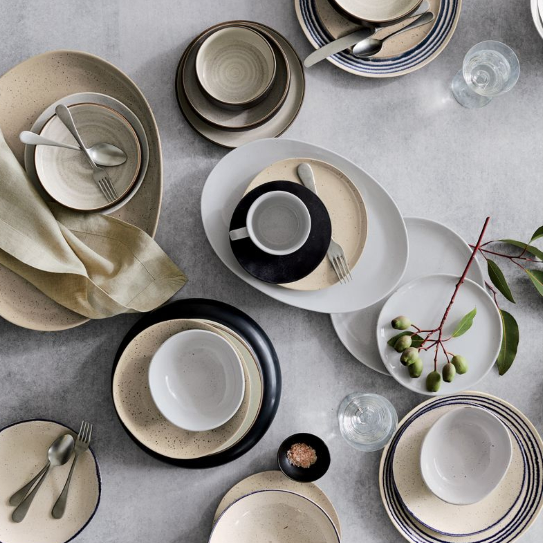 Dinnerware Set