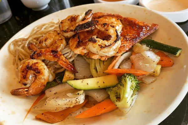 A bowl of stir fried noodles