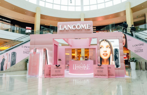 A Lancome activation pop-up in Centre Court of Square One